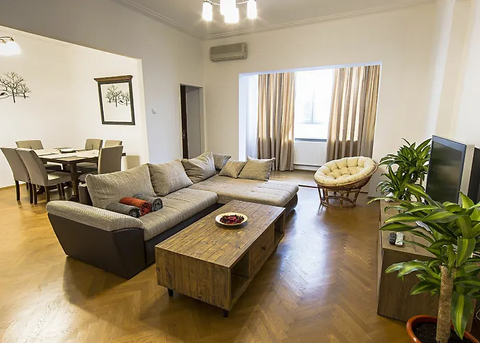 Athenee Residence 1