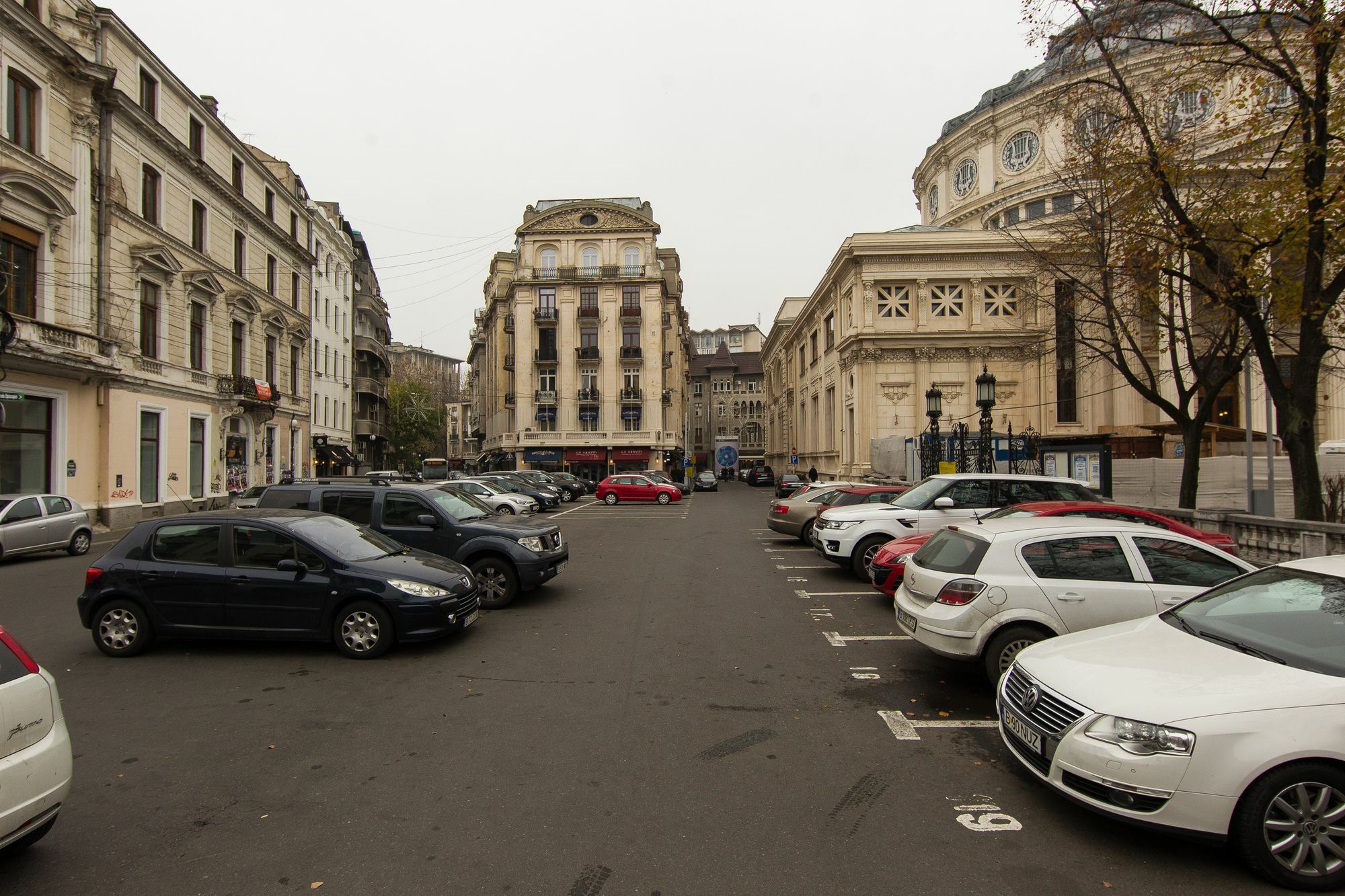 Athenee 1 * Bucharest